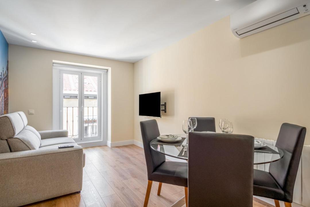2 Bedrooms 2 Bathrooms Furnished - Malasana - Bright And Refurbished - Mintystay Apartment Madrid