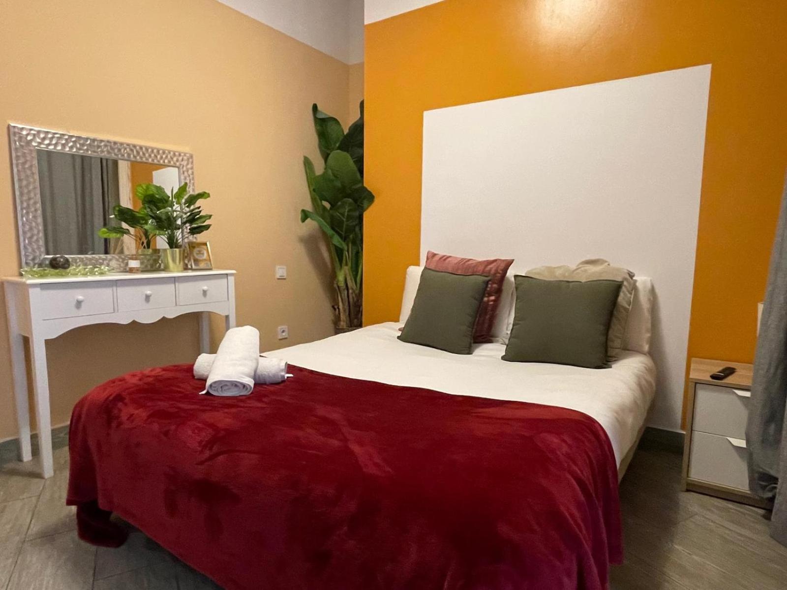 The Garden Of Plaza Callao Apartamento *