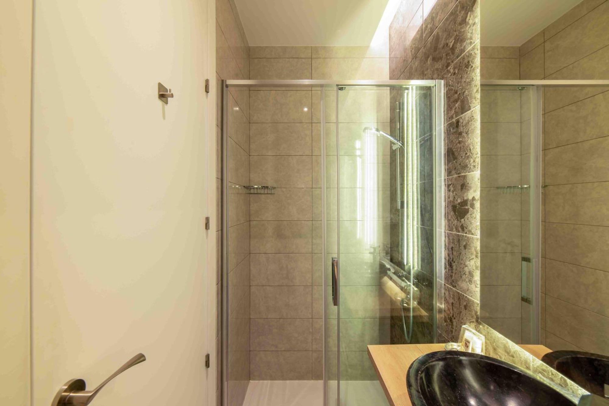 Acogedor Piso En Barrio De Salamanca 2 Hab 2 Bano Apartment *