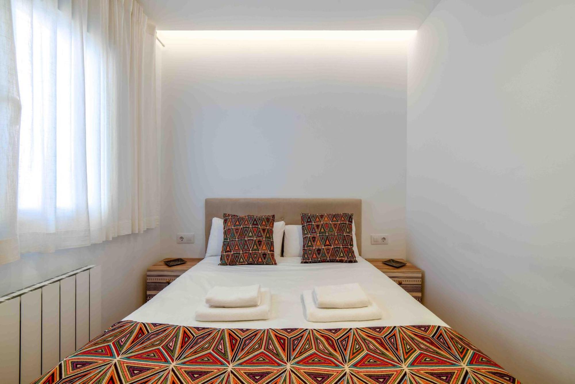 Acogedor Piso En Barrio De Salamanca 2 Hab 2 Bano Apartment