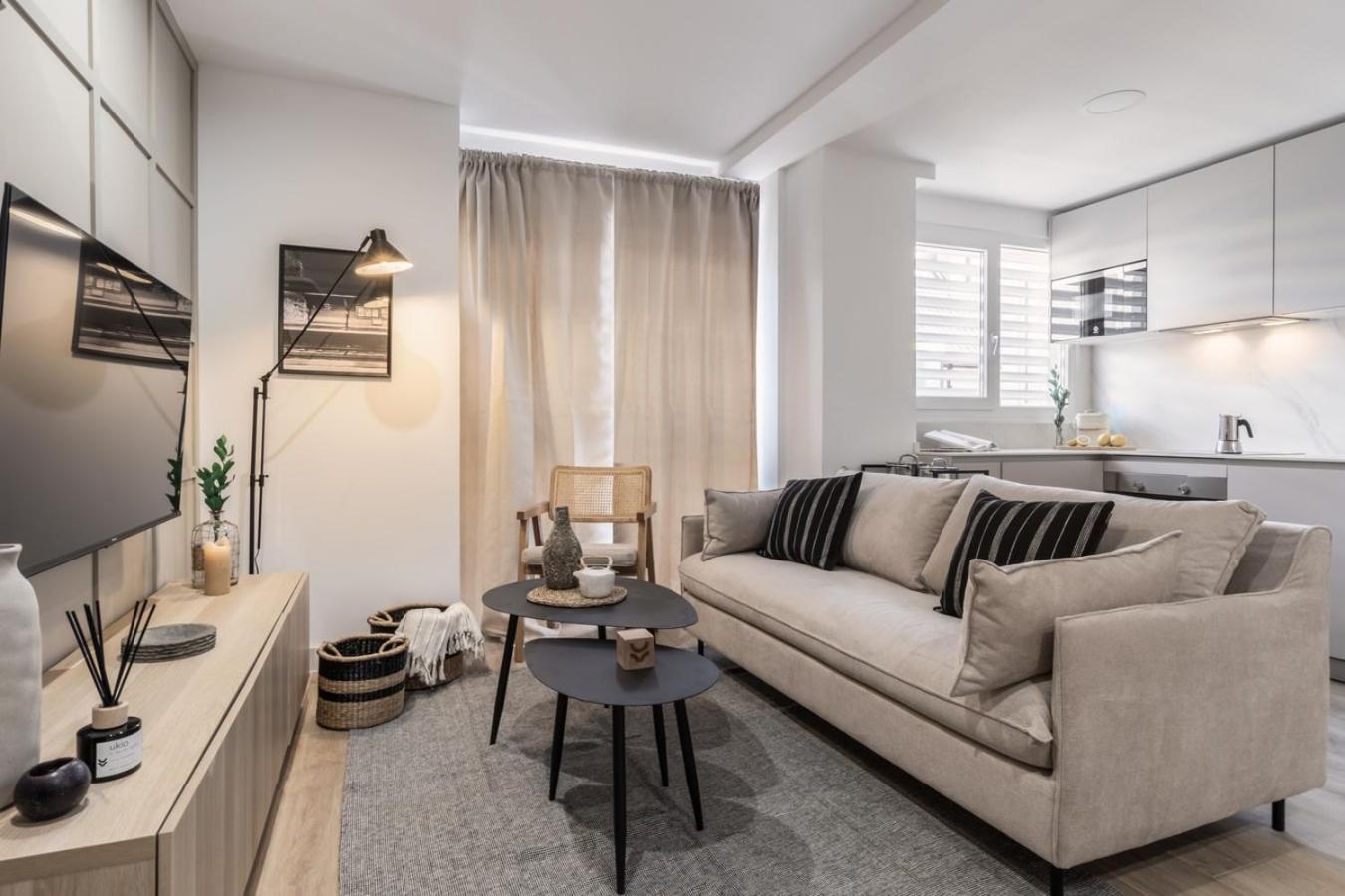 Combre - 1 Bedroom With Pool In Castilla Apartment *