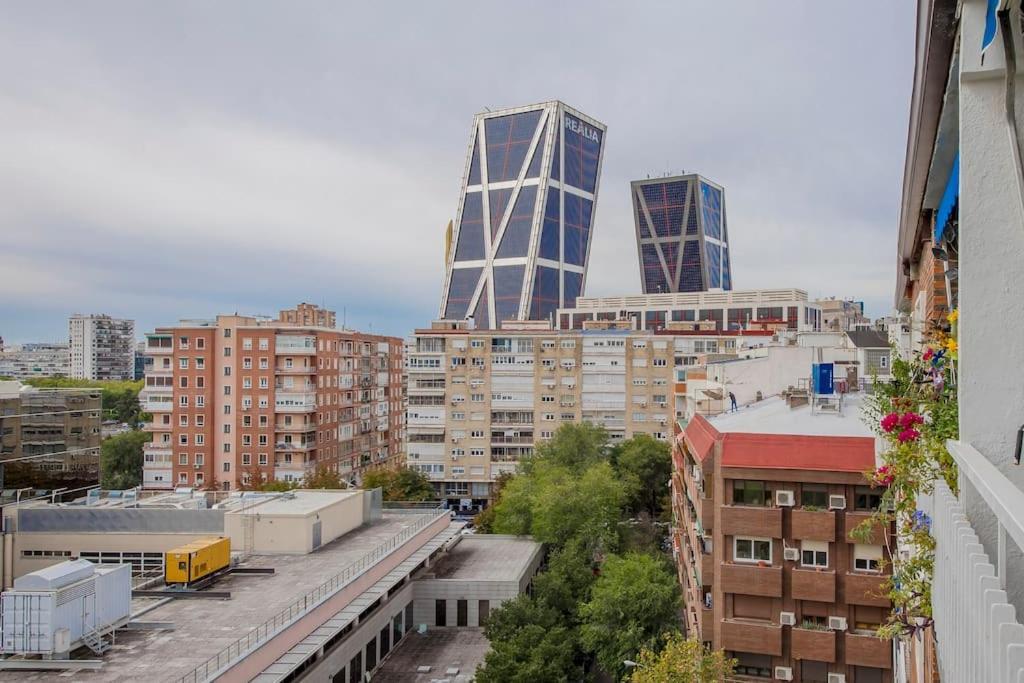 Entero Chamartin Apartment