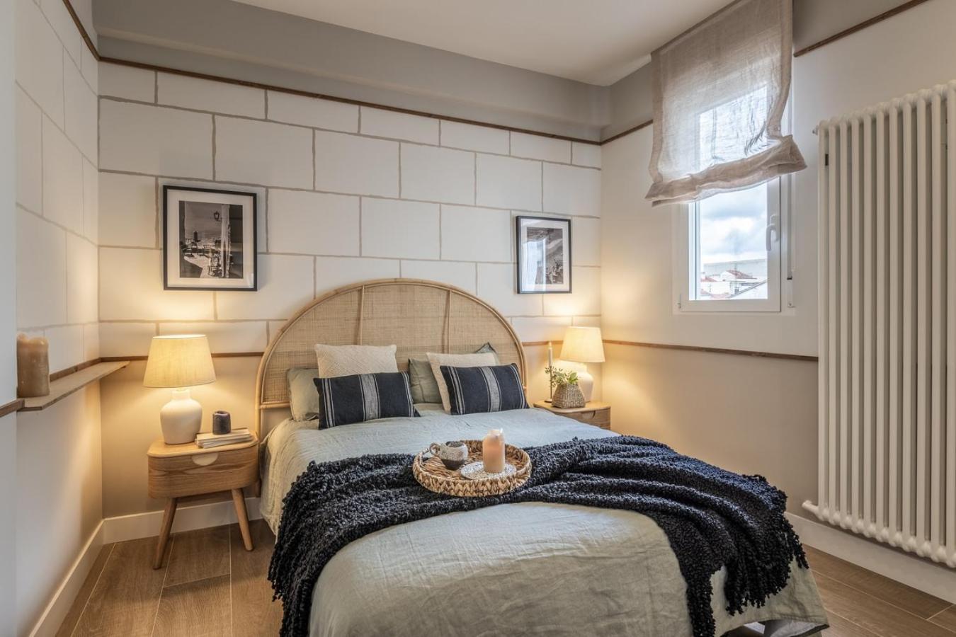 Trentola - 3 Bedroom In Malasana