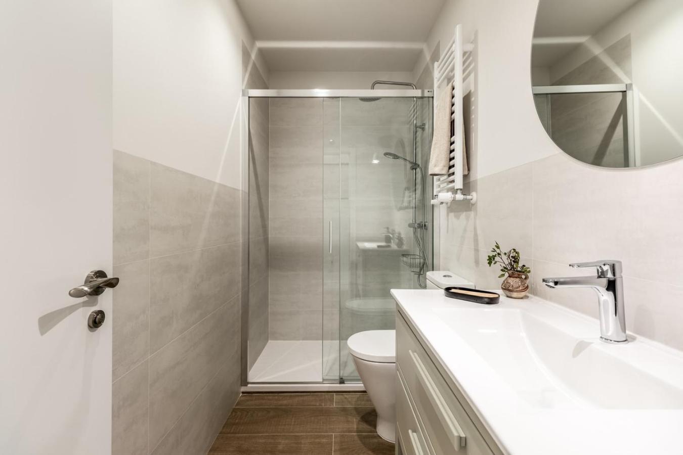 Trentola - 3 Bedroom In Malasana Apartment *