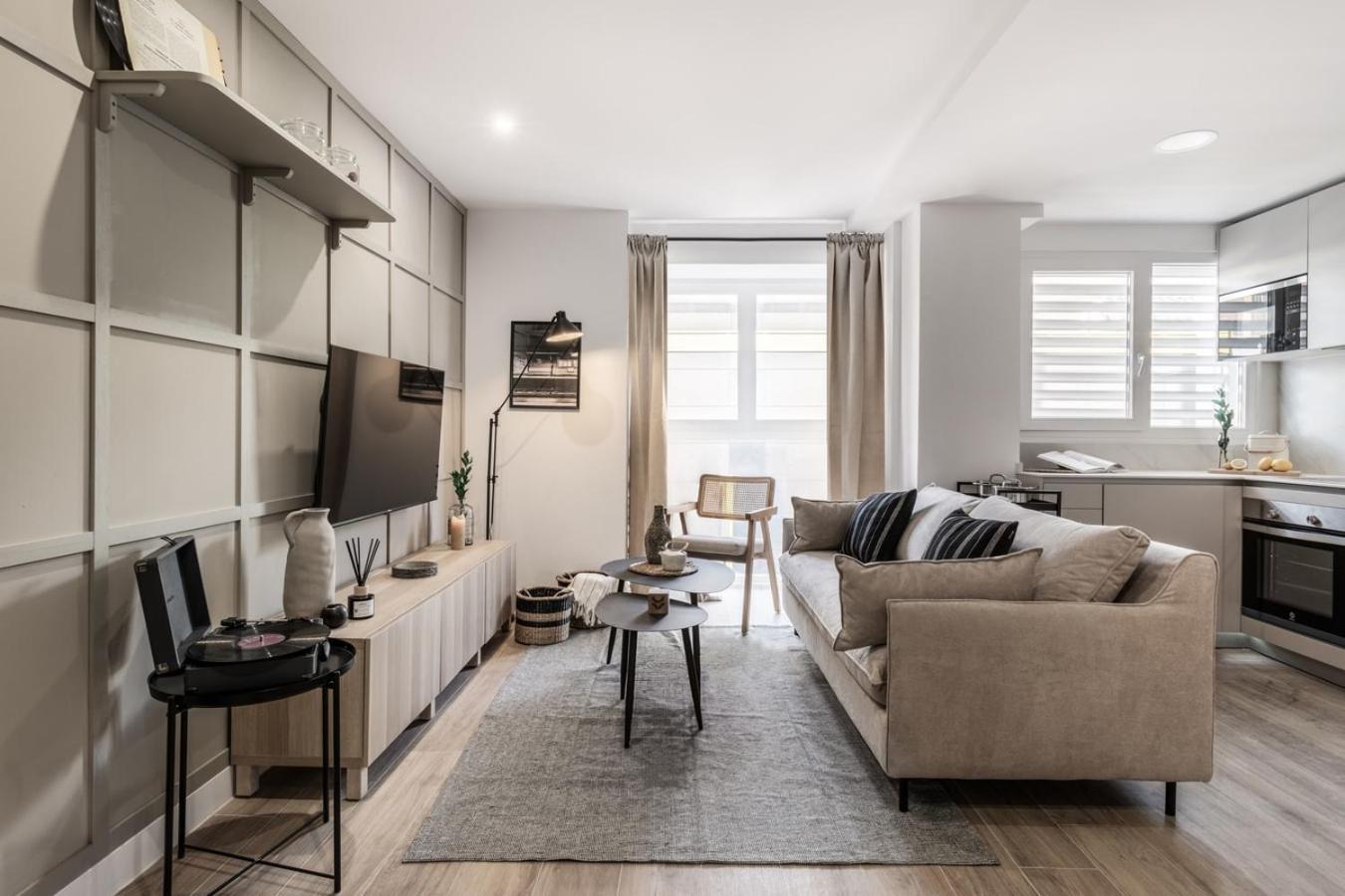 Combre - 1 Bedroom With Pool In Castilla Apartment *