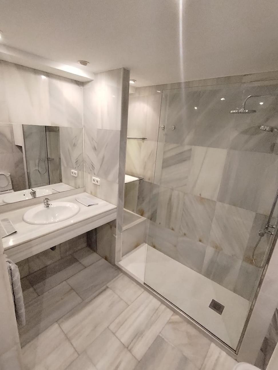 Hostel Latimoamericano Masculino Madrid