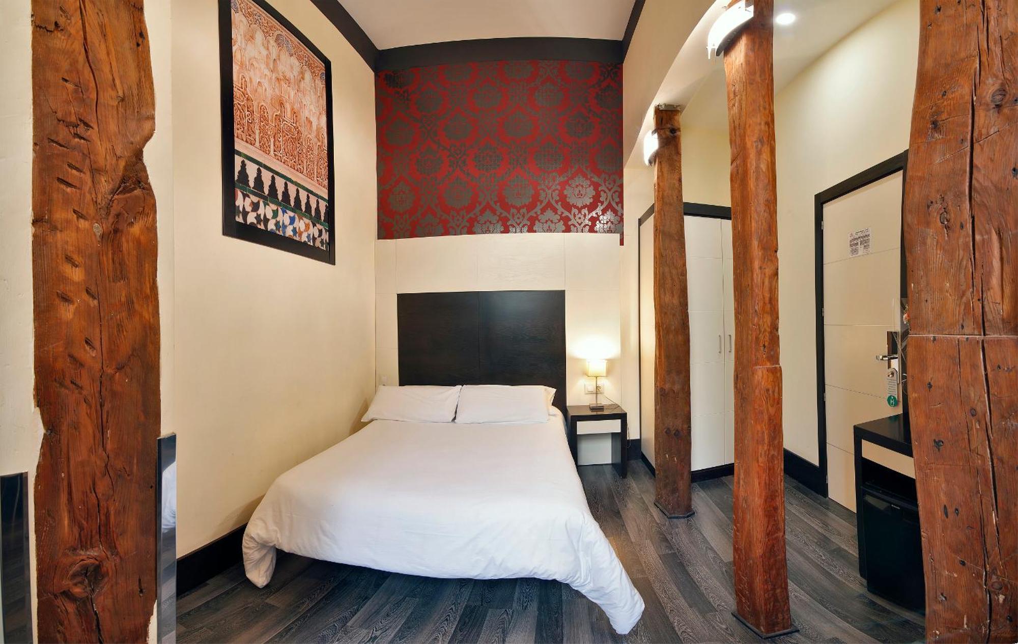 Alhambra Guest house 3*