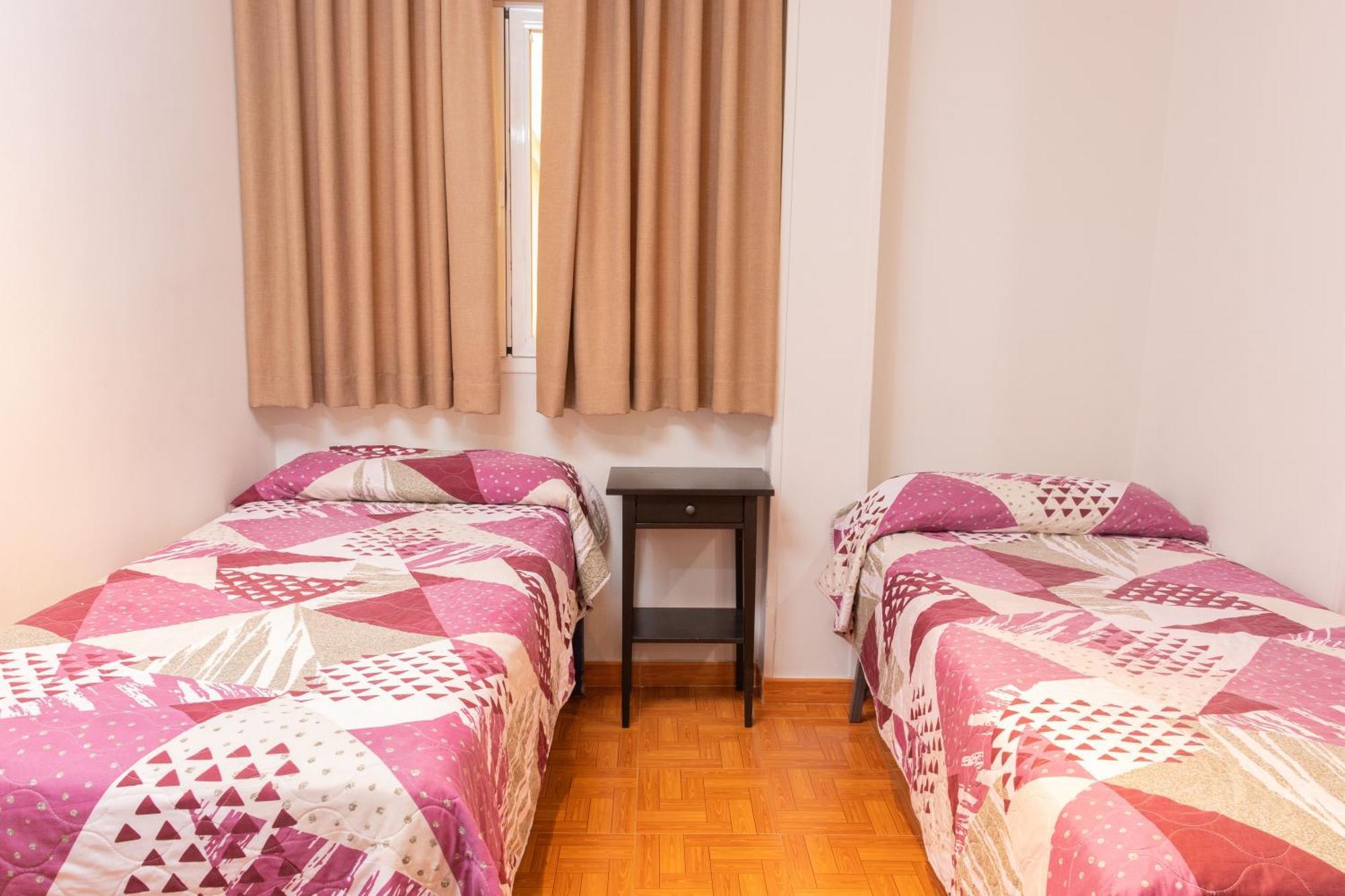 Apartamentos Madrid * Madri