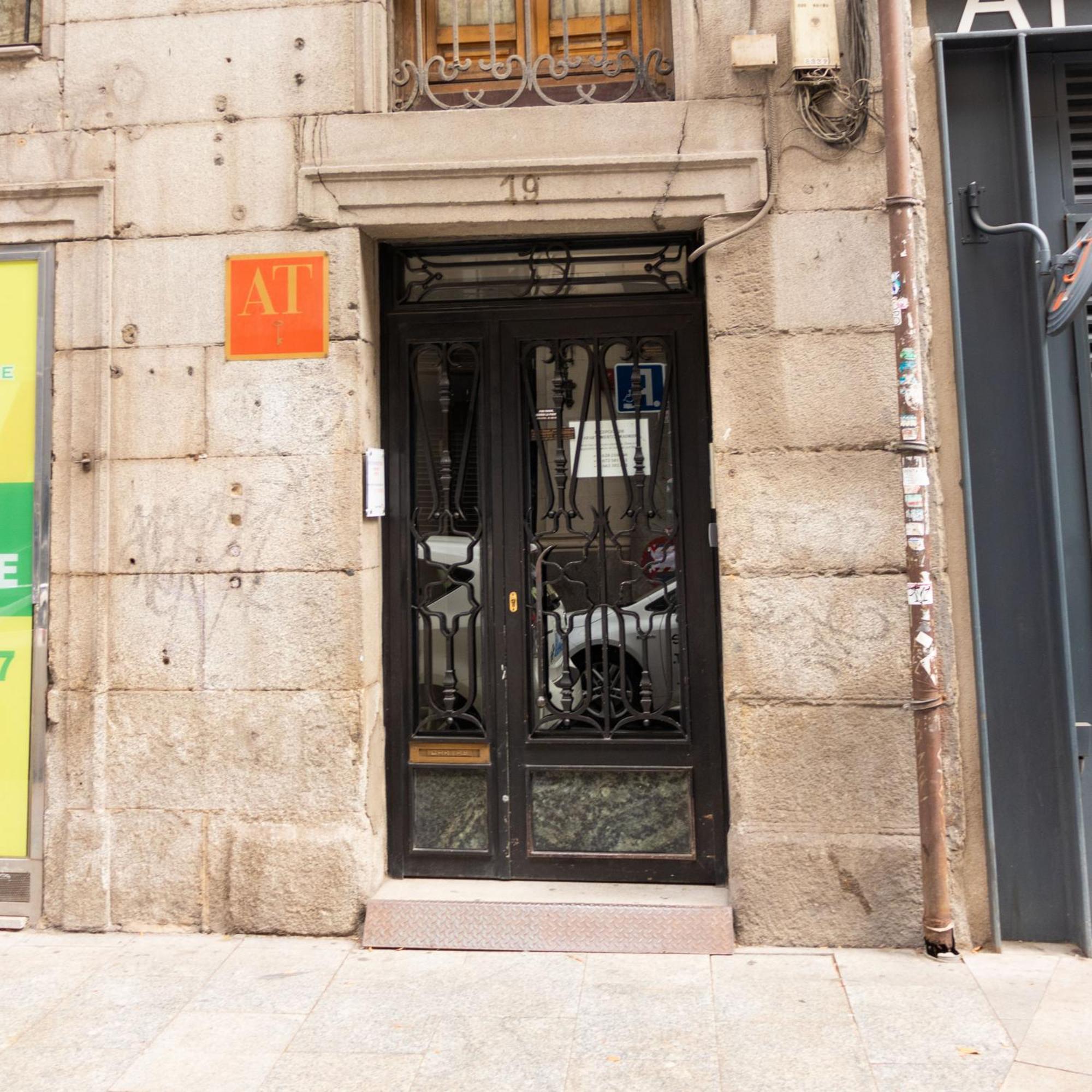 Apartamentos Madrid * Madri