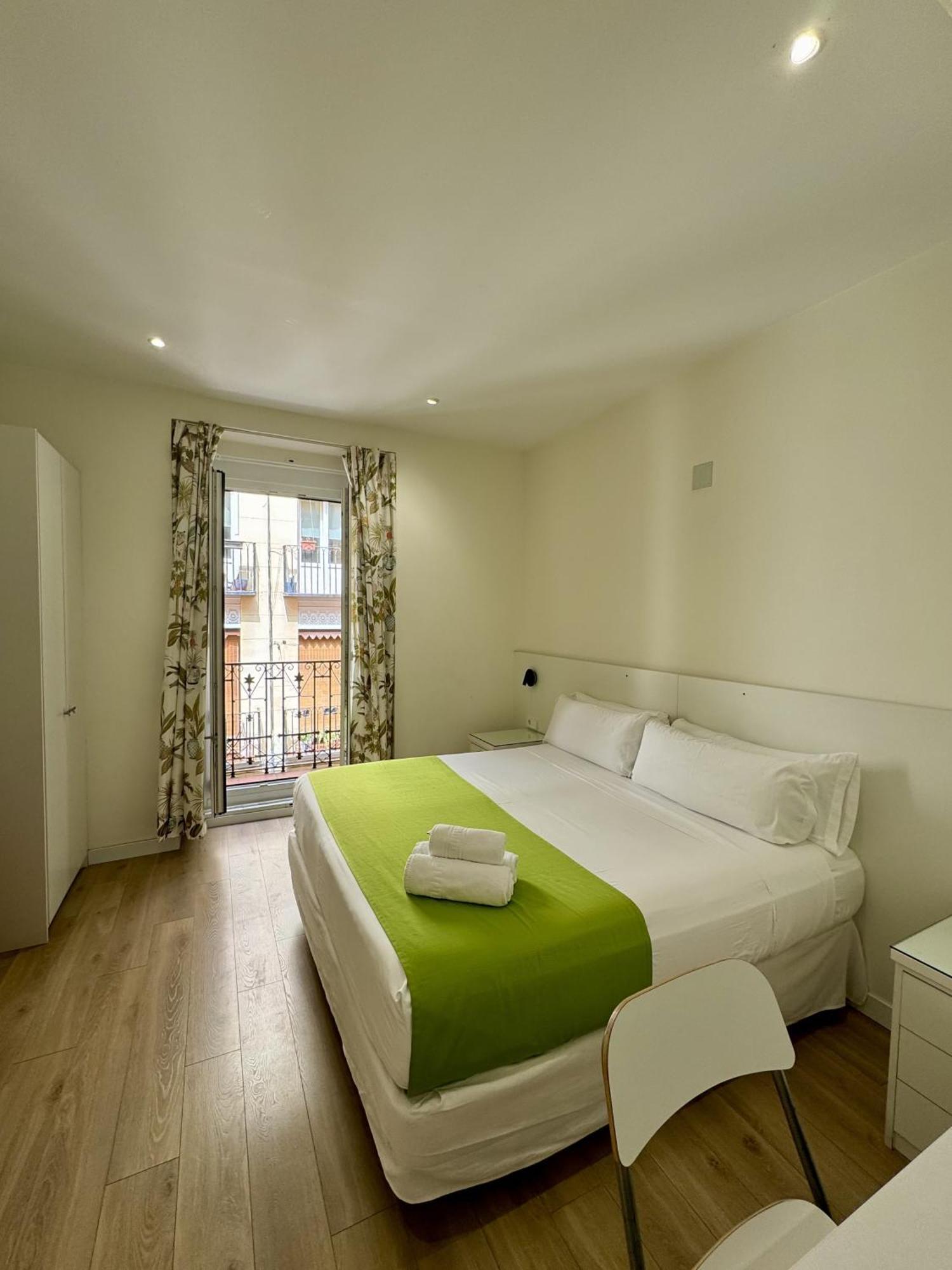 Apolo Apartment *
