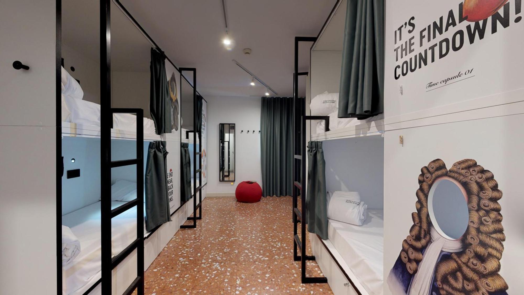 2060 The Newton Hostel Madrid