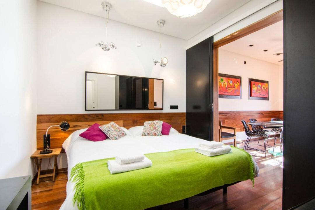 Apartamento 3bedrooms 2bathrooms Furnished - Lavapies - Bright Madri