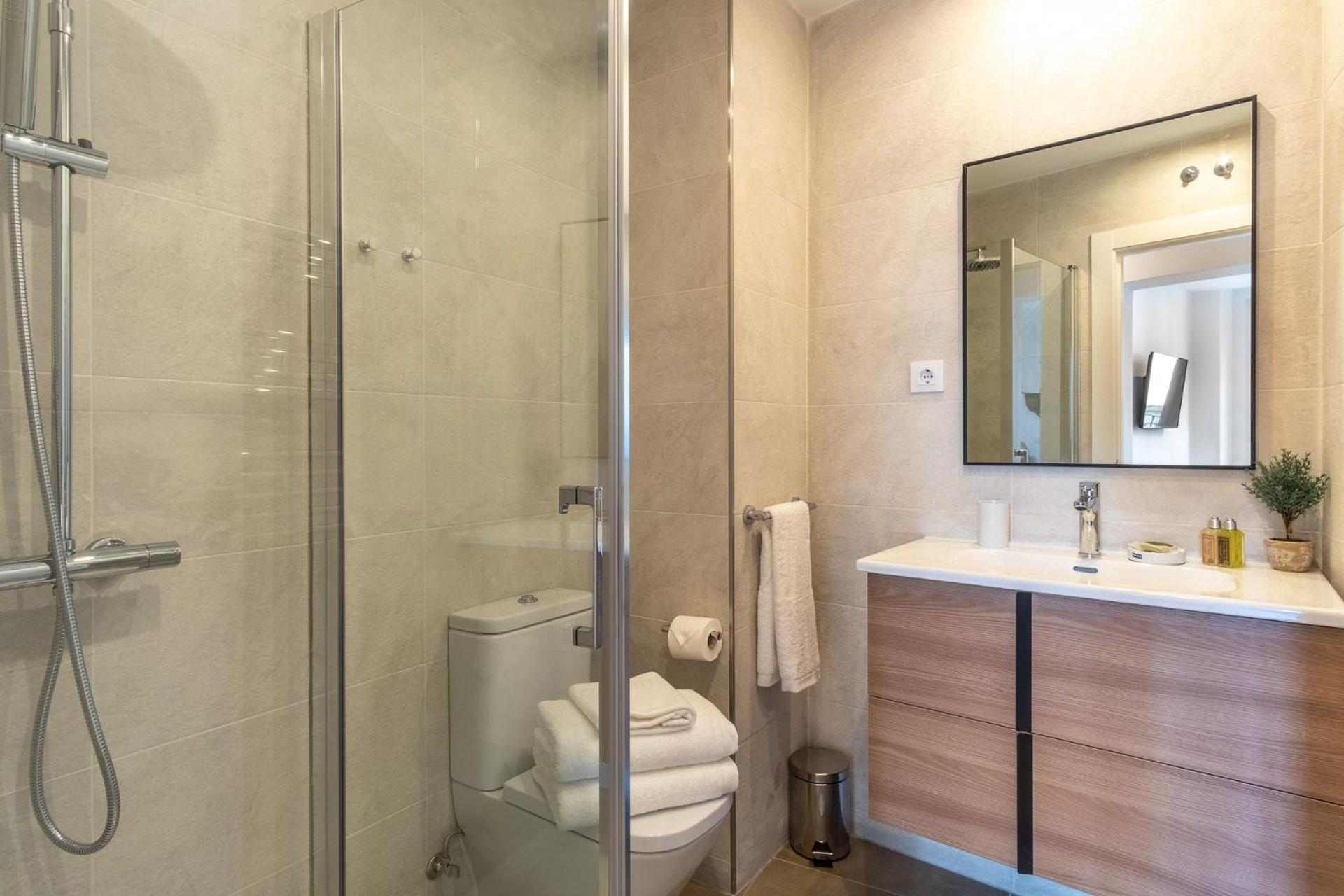 Apartment Charming For 4 Steps Away From Mercado De San Miguel , Calle Mayor Iv