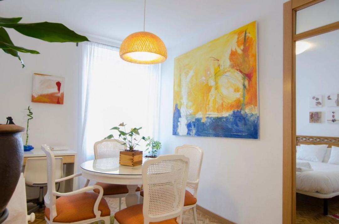 Bright & Cozy 2bd - Opera Area *