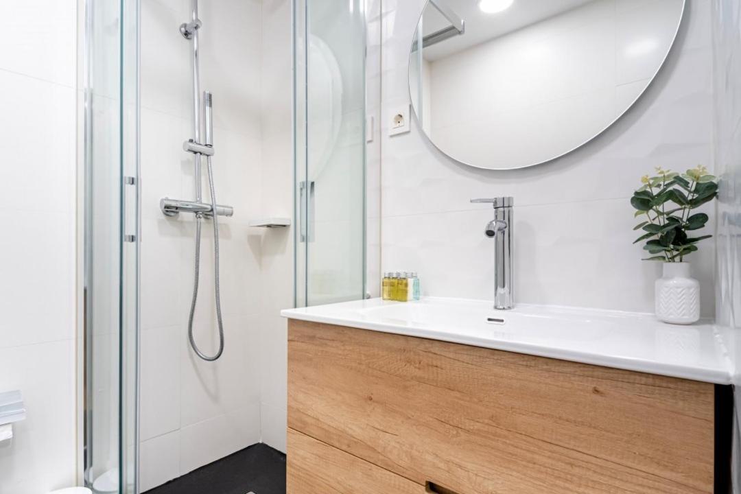 Apartment 3 Bedrooms 2 Bathrooms Furnished - Salamanca - Stylish - Mintystay Madrid