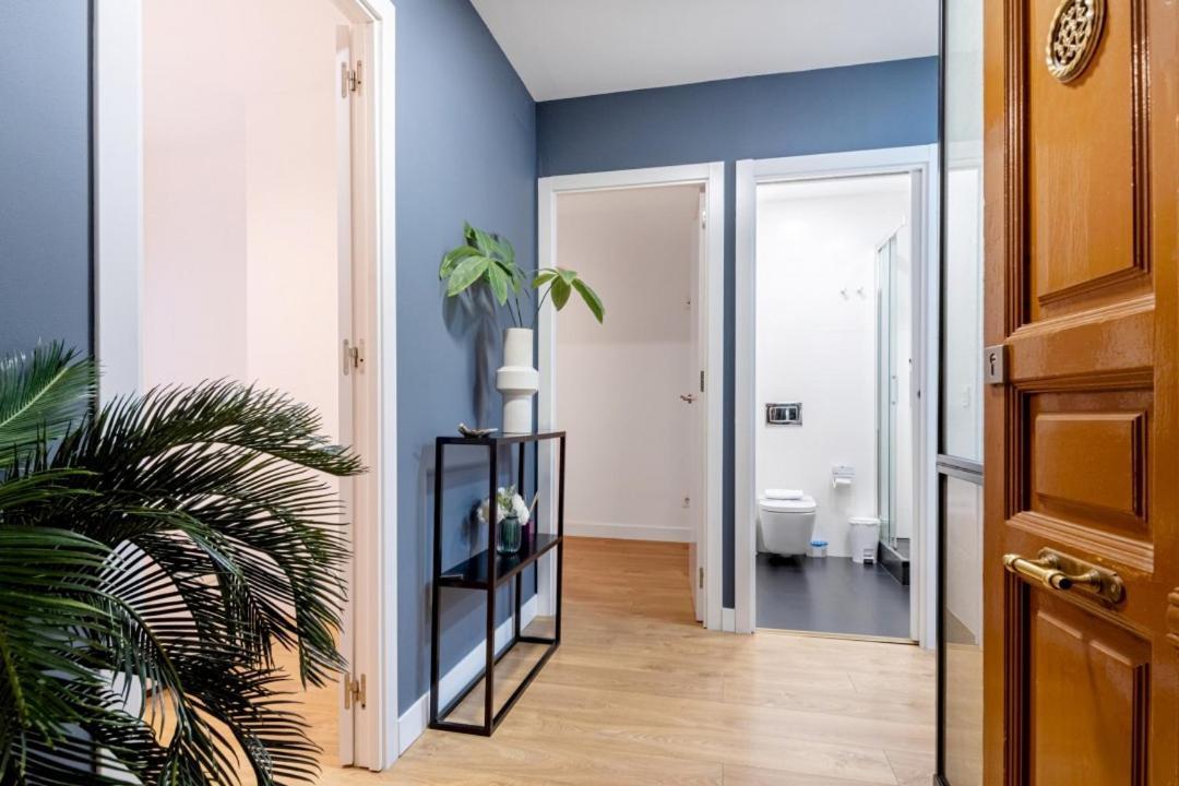 3 Bedrooms 2 Bathrooms Furnished - Salamanca - Stylish - Mintystay
