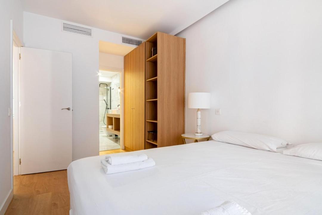 3 Bedrooms 2 Bathrooms Furnished - Salamanca - Stylish - Mintystay Apartment *