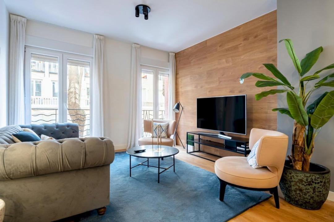 Apartment 3 Bedrooms 2 Bathrooms Furnished - Salamanca - Stylish - Mintystay Madrid