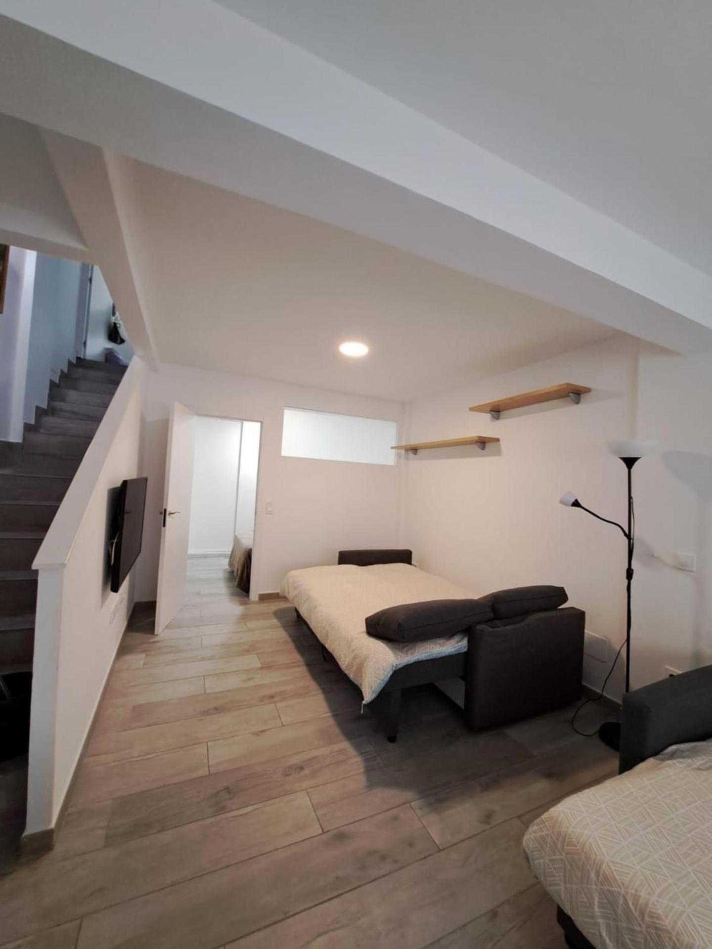 Cozy Up To 6 Persons 3 Min To Metro Lejlighed Madrid
