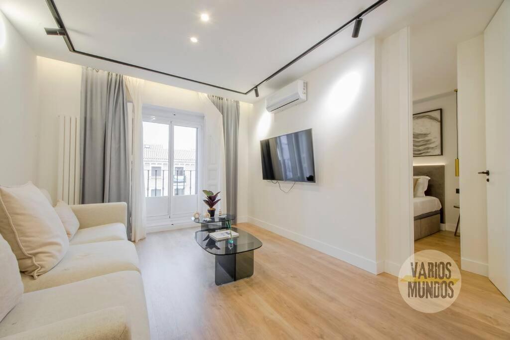 Deluxe Interior Design En La Plaza De Chueca * Madri