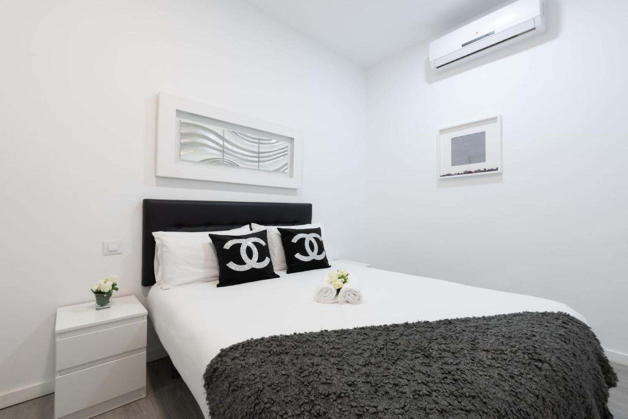 Day Sol Centro Gran Via Apartment Madrid