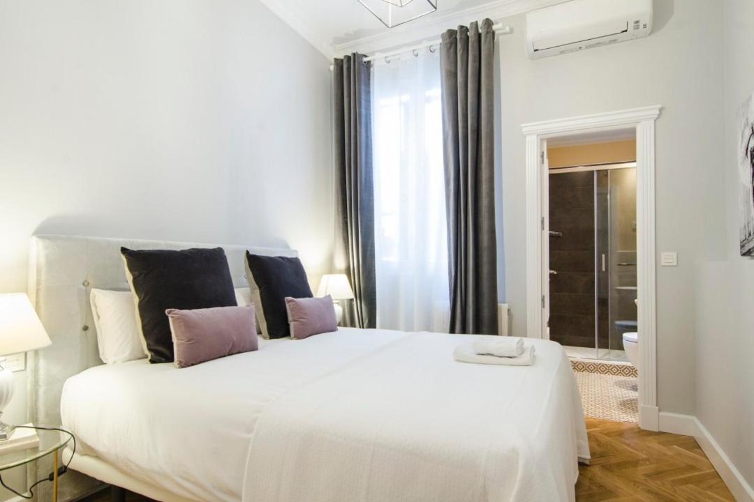Minty - Atocha 4 Bd Apartment