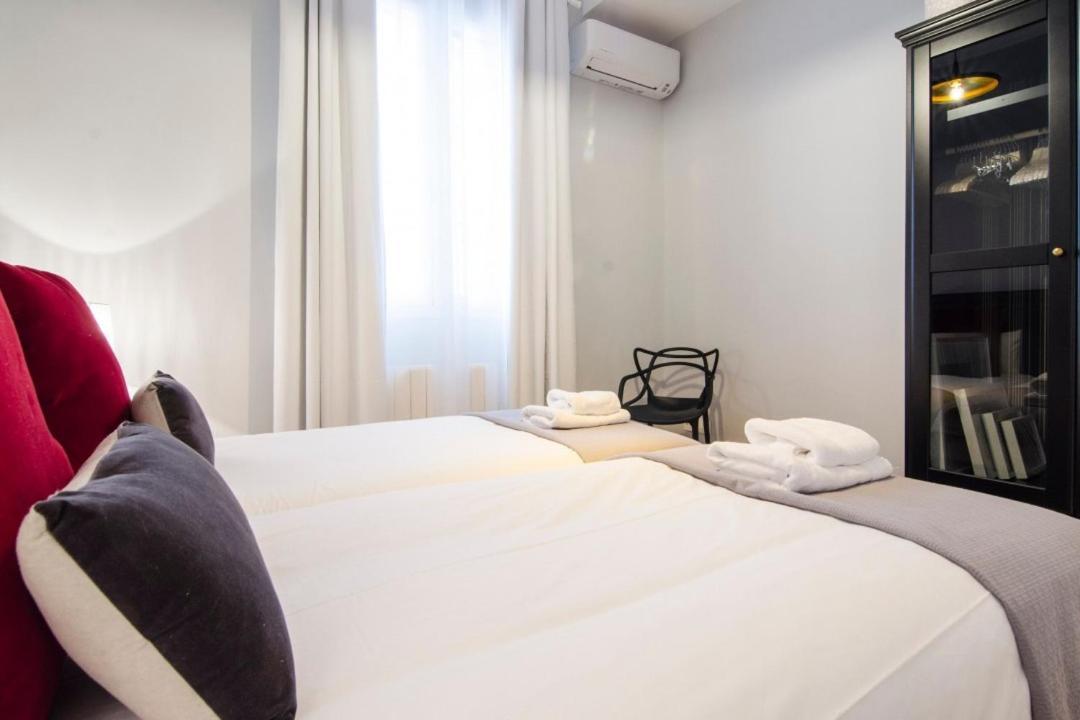 Minty - Atocha 4 Bd Apartment *