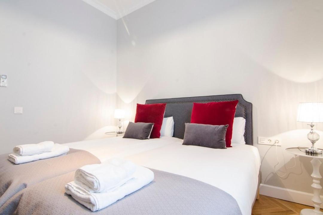 Minty - Atocha 4 Bd Apartment *