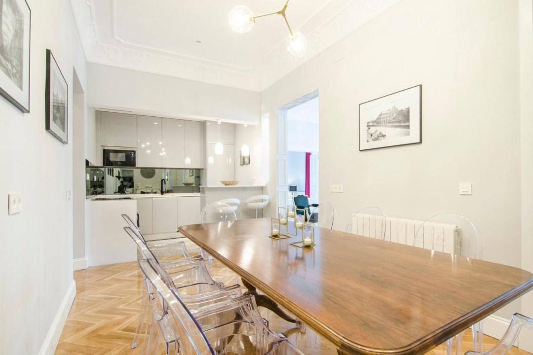 Minty - Atocha 4 Bd Apartment