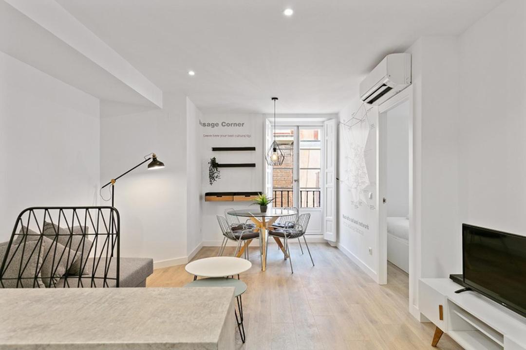 Refurnished One-bedroom Letras Madri