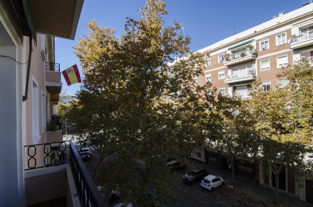 2 Bedrooms 2 Bathrooms Furnished - Bernabeu - Business Area With Terrace - Minty Apartamento Madri