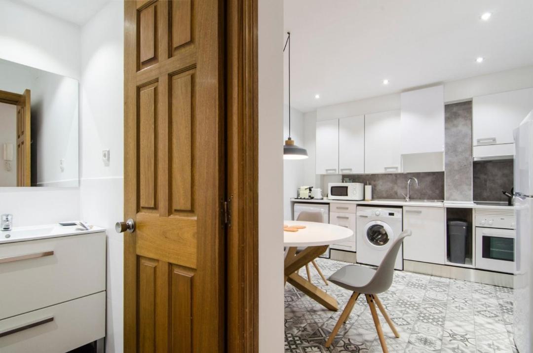 Apartment Personalized And Modern- 2 Bd 1bth- Opera