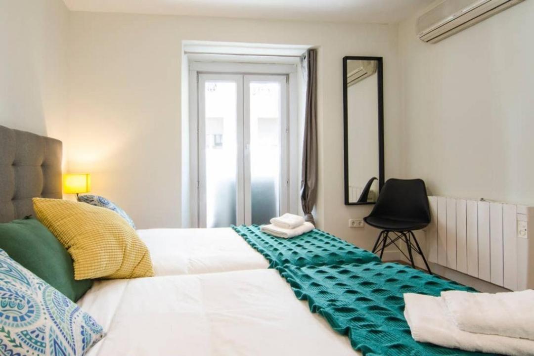 Apartment Personalized And Modern- 2 Bd 1bth- Opera