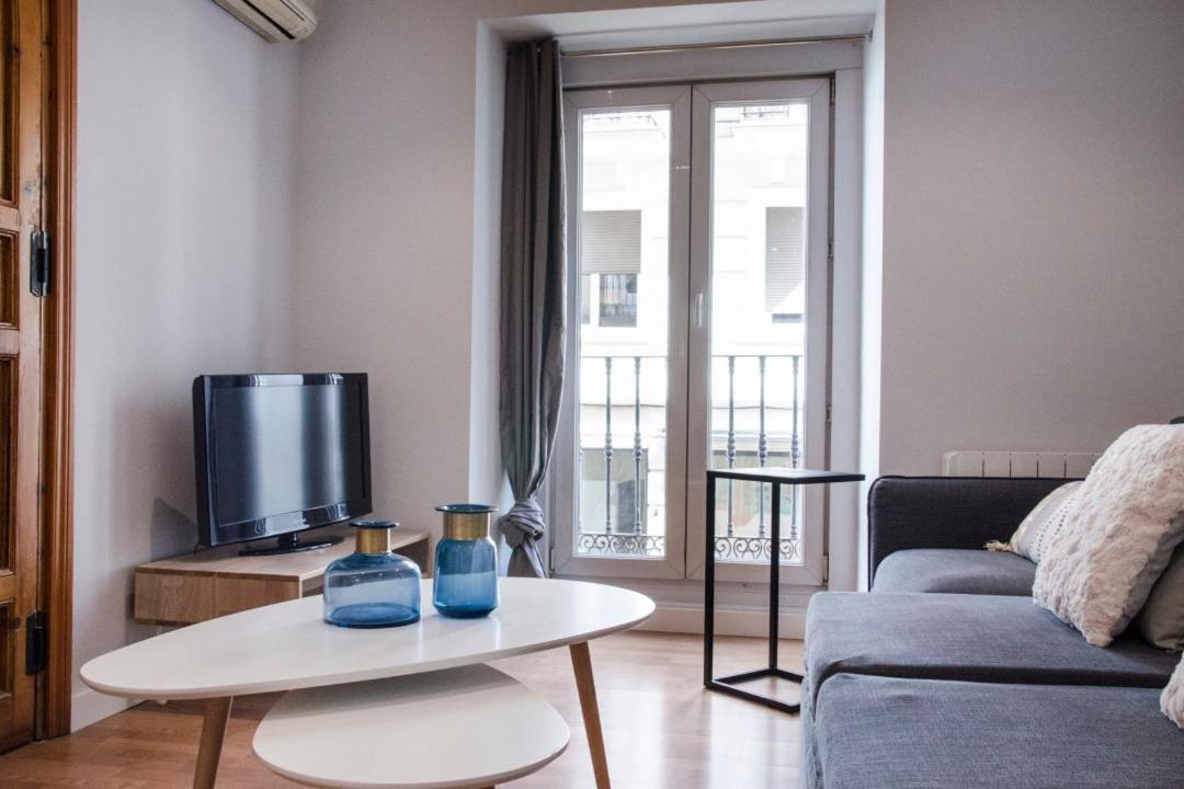 Personalized And Modern- 2 Bd 1bth- Opera *