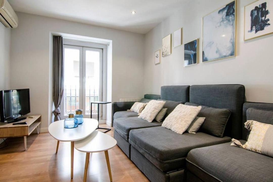 Personalized And Modern- 2 Bd 1bth- Opera