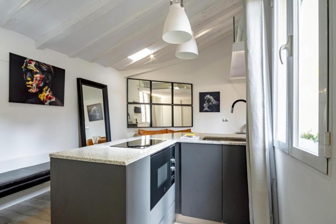 Apartamento 1 Bedroom 1 Bathroom Furnished - Sol - Bright Penthouse - Mintystay Madrid
