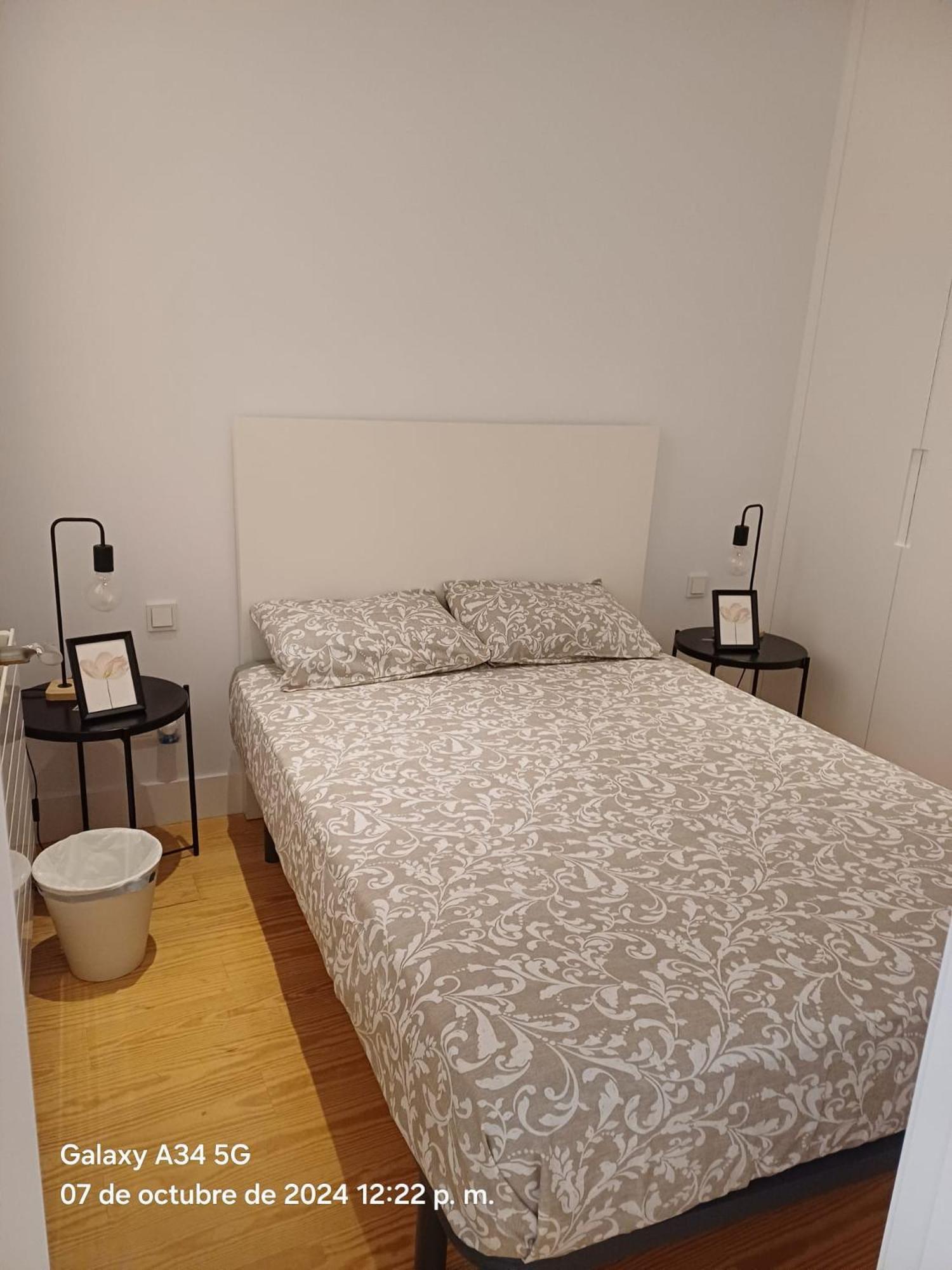 Private In Magdalena Street Albergue Madri