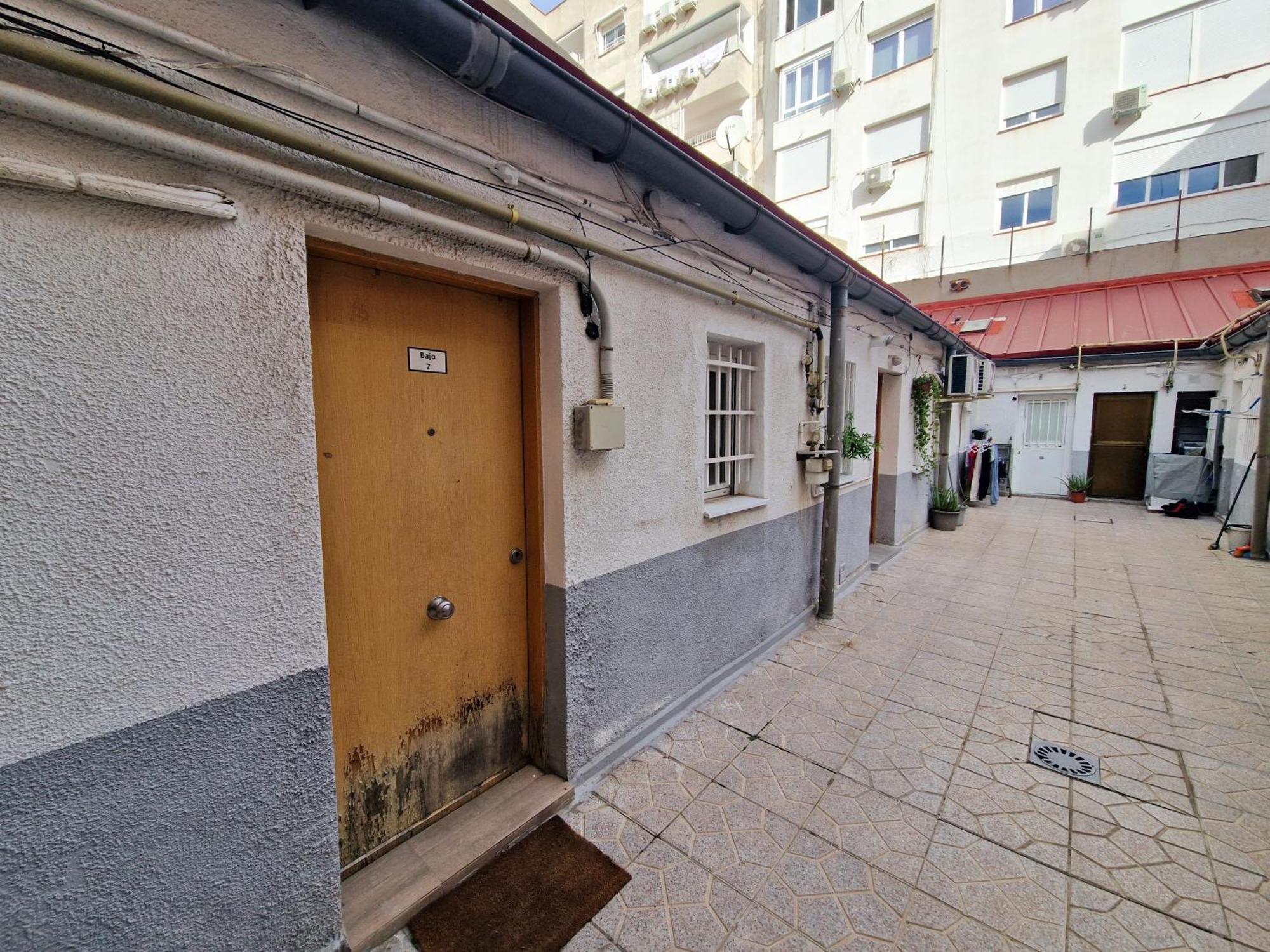 Estupenda Casa En Guindalera Apartamento *