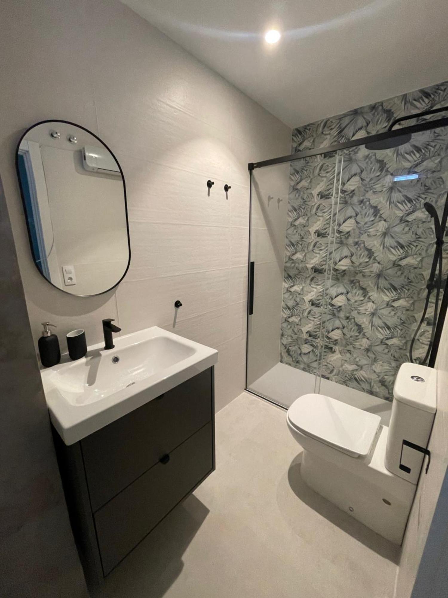 A 4 Min Andando Del Metro 3 Con Bano Privado Apartment Madrid