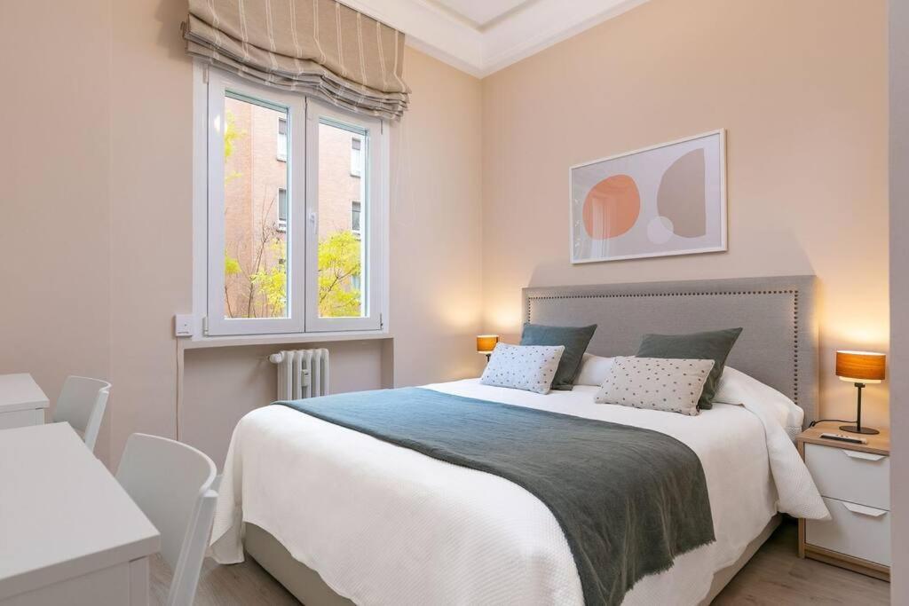 Apartment Spacious 3 Bedroom Madrid