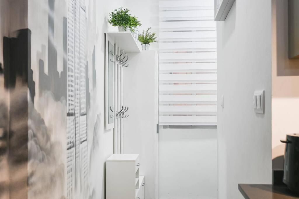 Apartment For Moderno Y Comodo En El Centro Temporal Emb50 Madrid