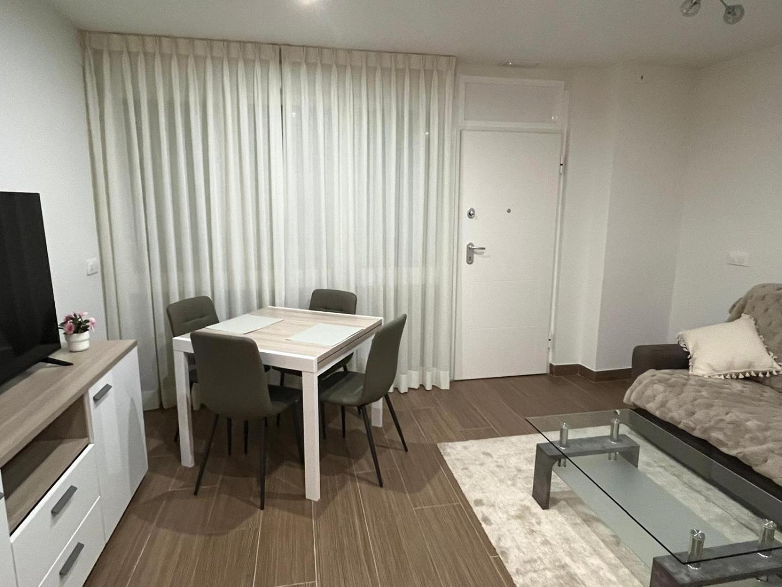 Apartamento Barajas-aeropuerto Mercurio B Madrid