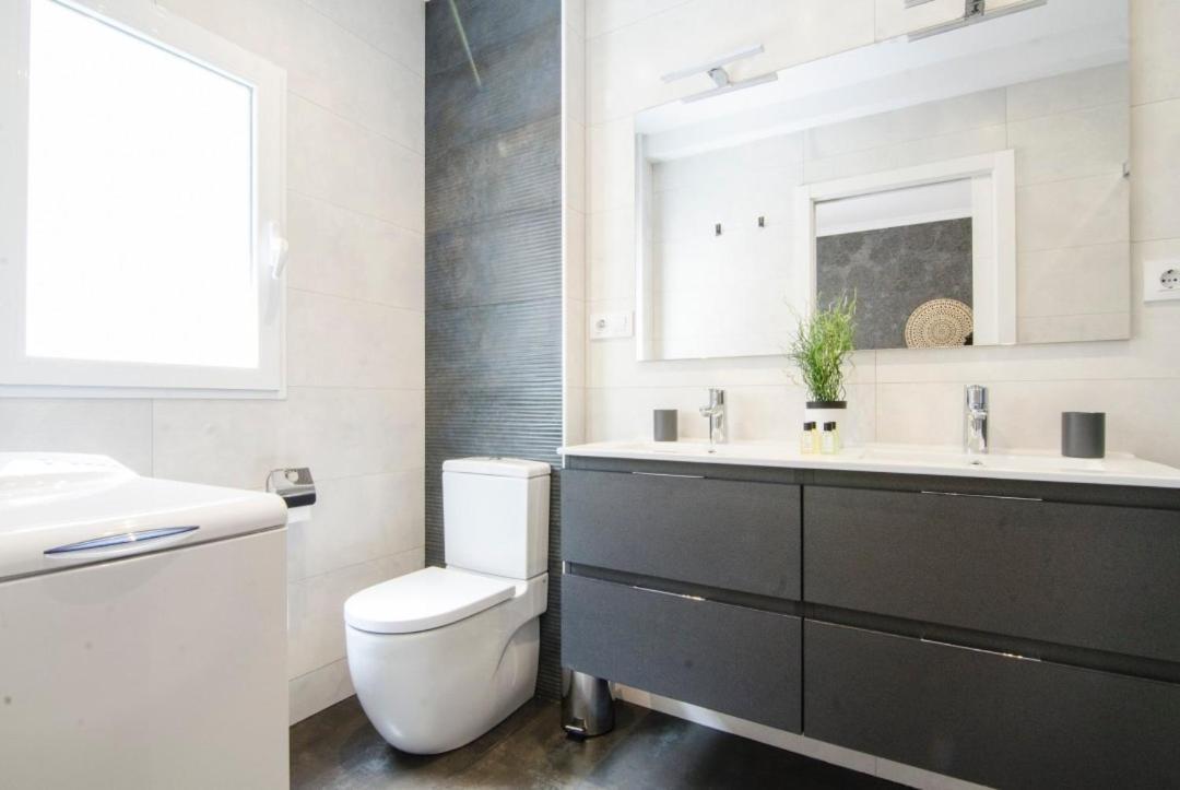 Apartment Modern And Cozy- 2 Bedrooms 2 Bathrooms- San Eugenio- Mintystay Madrid