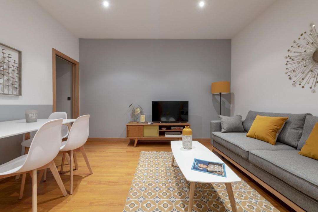 Lejlighed Bright And Comfortable- 2 Bedrooms 1 Bathroom- Cruz - Mintystay- Sol *