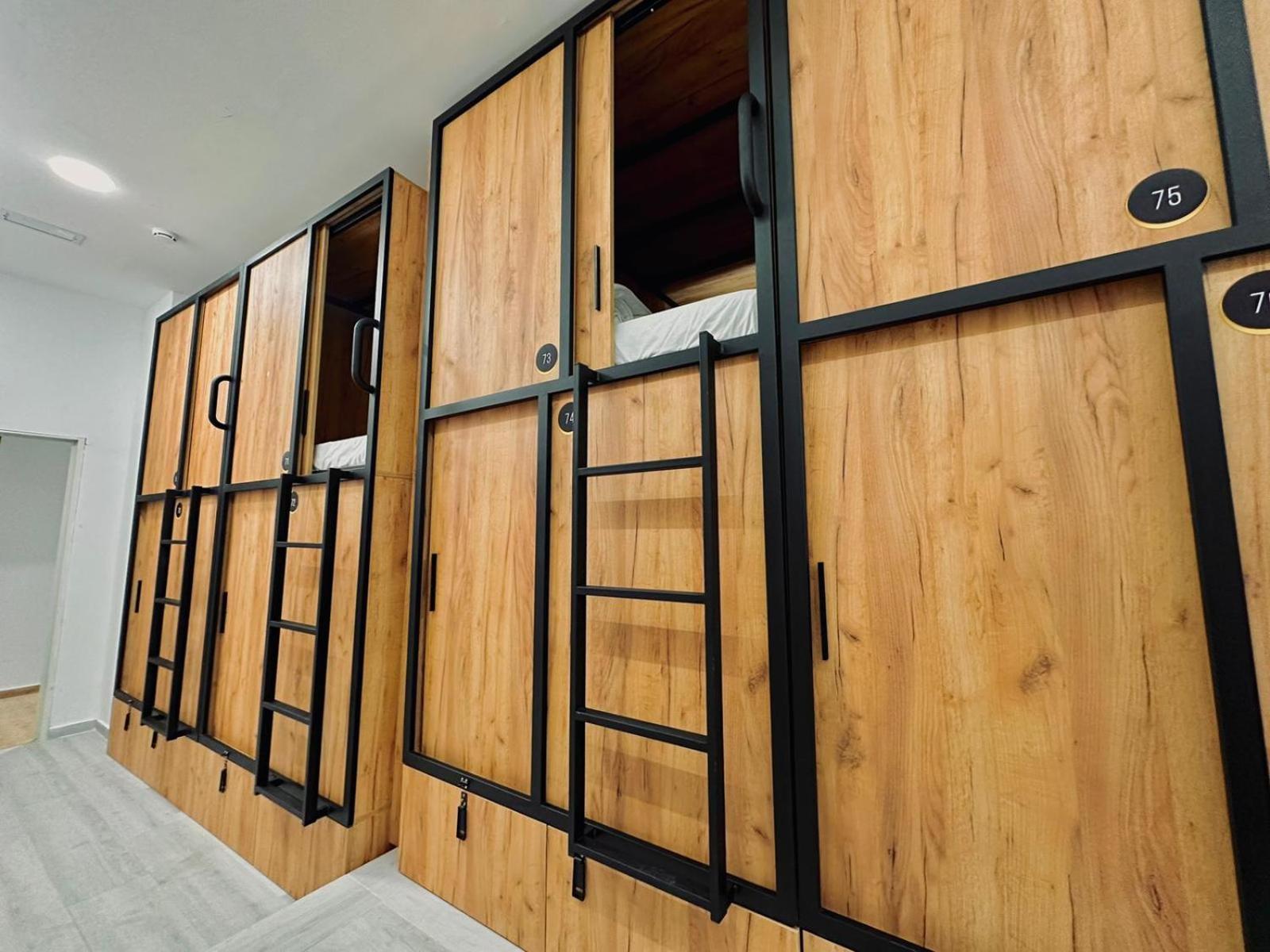 Urban Capsule hotel