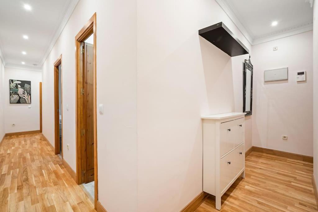 Lejlighed Spacious Modern Flat In The Centre Of - Infantas Madrid