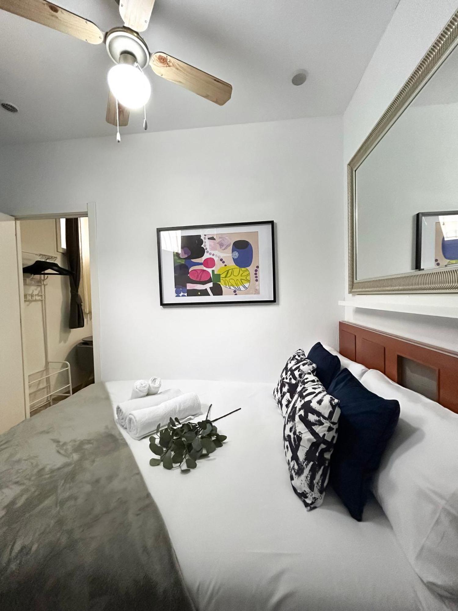 Charming Rio Manzanares Apartment *