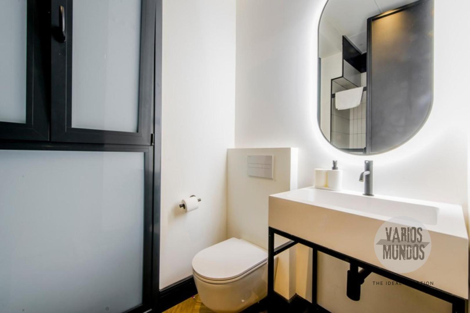Encanto Madrileno 2, Vive En Calle Del Aguila E3 * Madrid