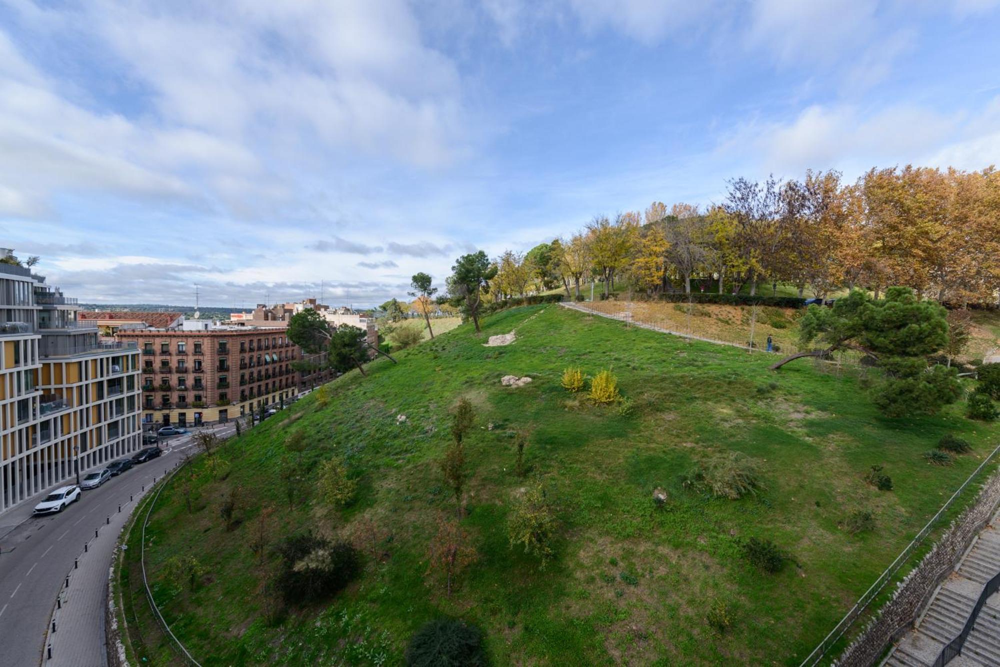Amplio Piso En Centro Con Vistas Al Templo De Debod Apartamento Madrid