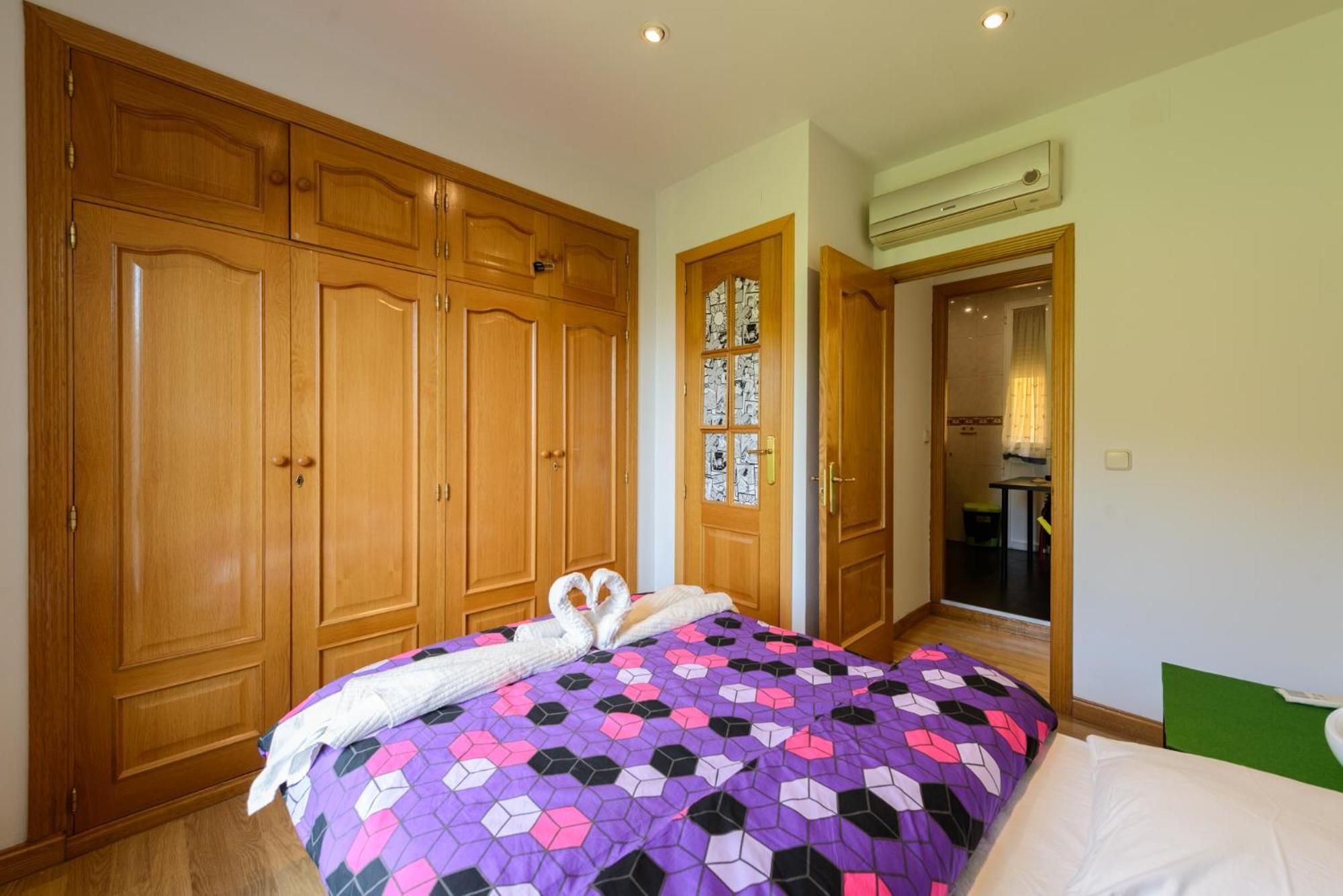 Apartamento Amplio Piso En Centro Con Vistas Al Templo De Debod *